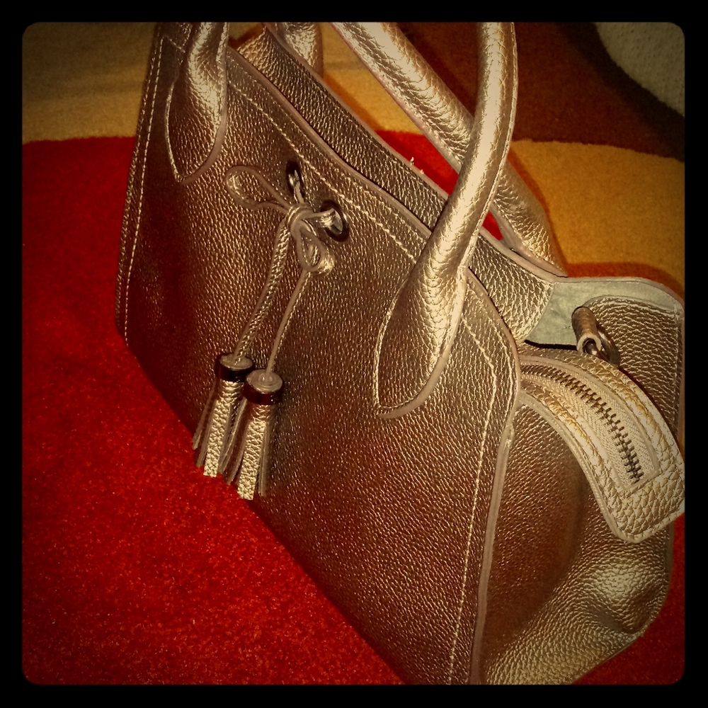 Jessica Simpson satchel